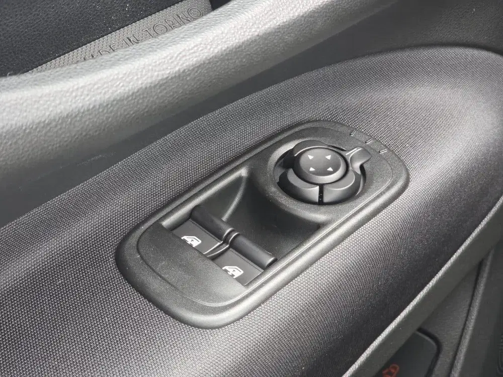 Fiat 500 Hybrid 65 pk Torino uit 2026, foto 11