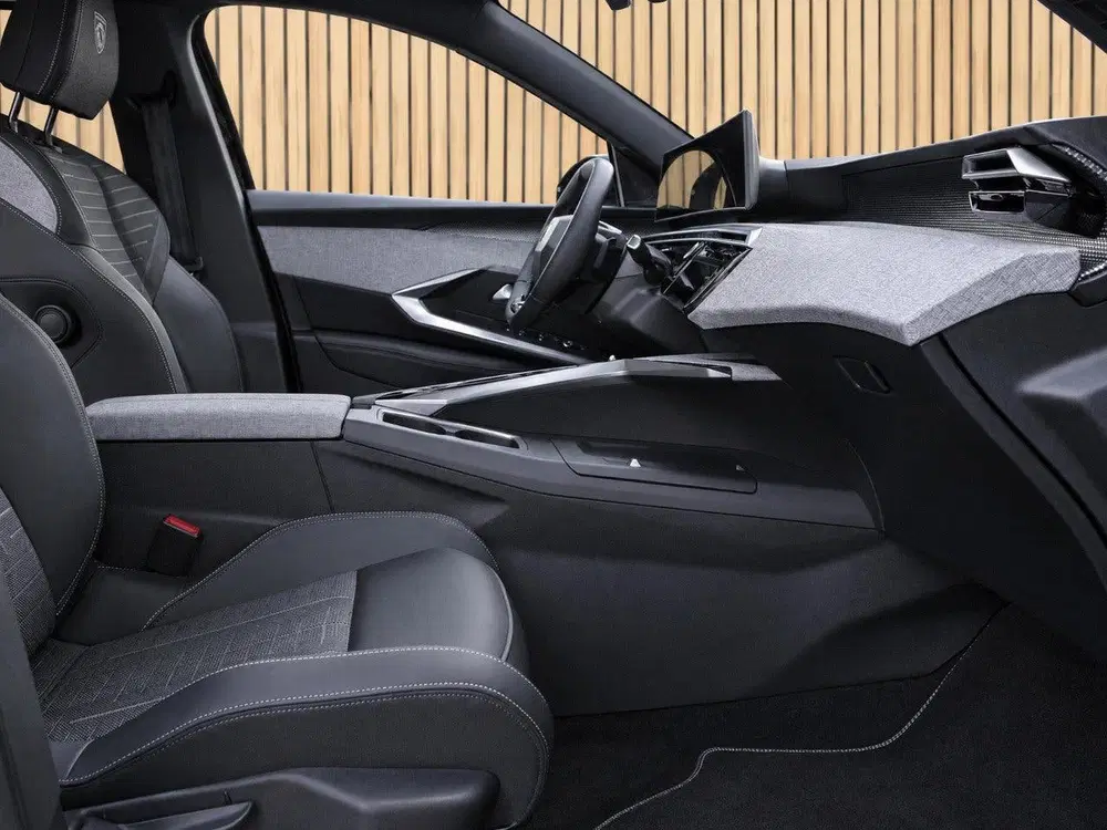Peugeot 5008 1.2 Hybrid 145 GT 7p uit 2026, foto 7