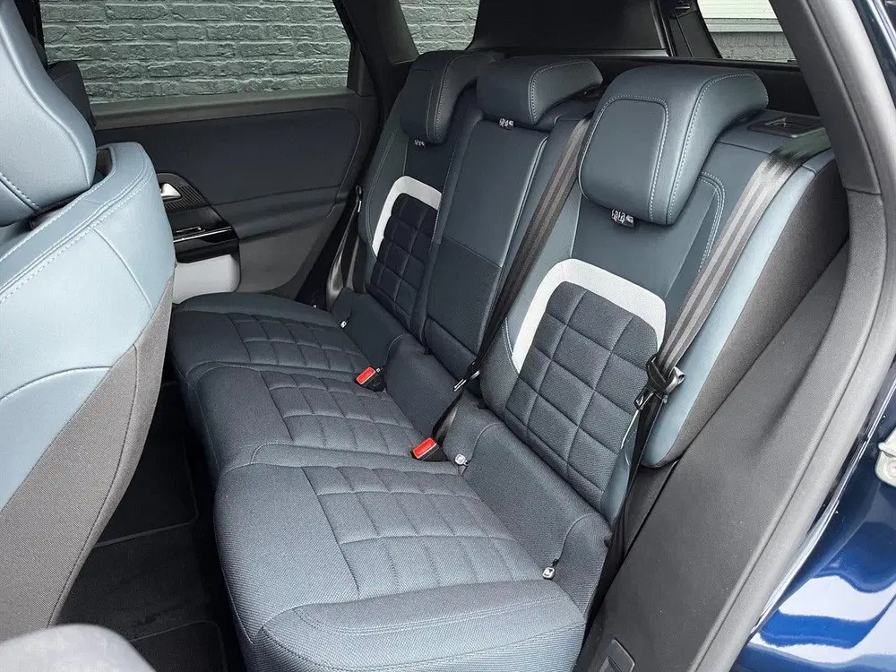 Citroën C5 Aircross Plug-in Hybrid 195pk Aut Business Camer uit 2025, foto 13