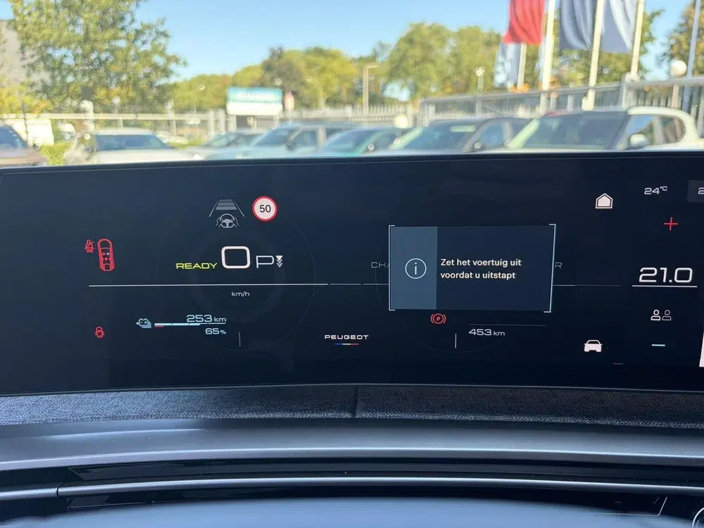 Peugeot 3008 GT Exclusive 325 Dual Motor 73 kWh uit 2026, foto 11