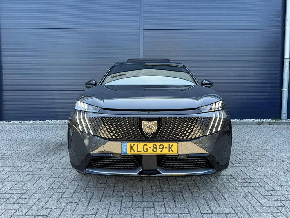 Peugeot 3008 GT Exclusive 325 Dual Motor 73 kWh uit 2026, foto 3