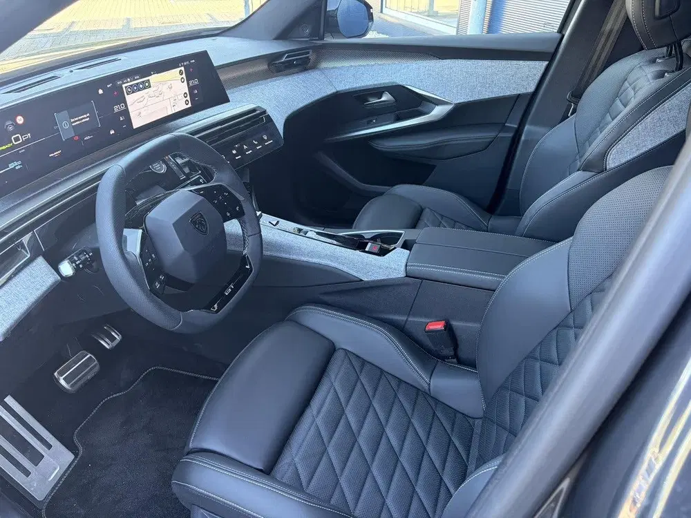 Peugeot 3008 GT Exclusive 325 Dual Motor 73 kWh uit 2026, foto 8