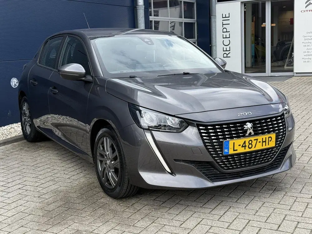 Peugeot 208 1.2 PureTech Active Pack uit 2021, foto 3