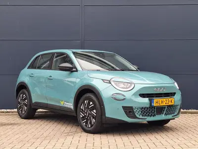 Fiat 600 1.2 Hybrid Turbo Charged 100pk Automaat Ur uit 2025