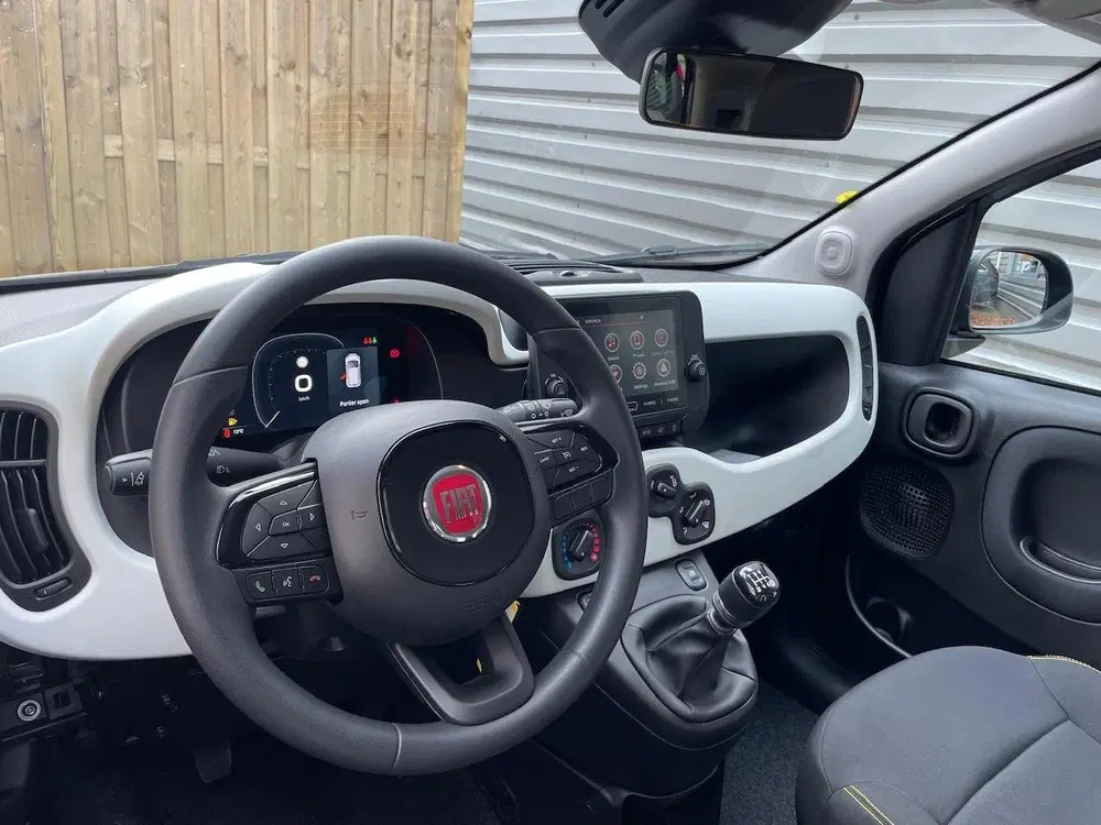 Fiat Panda 1.0 70pk Pandina I Cruise control I Carpla uit 2025, foto 13