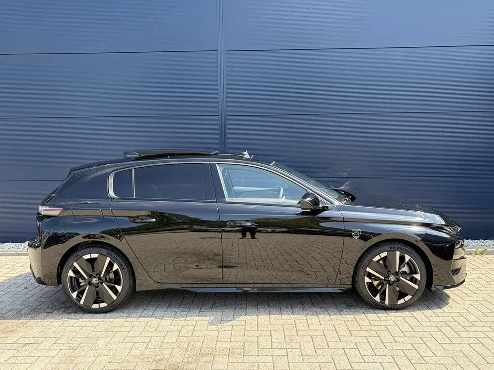 Peugeot 308 1.6 Plug-in Hybrid 195 GT 360° Vision & Dr uit 2026, foto 5