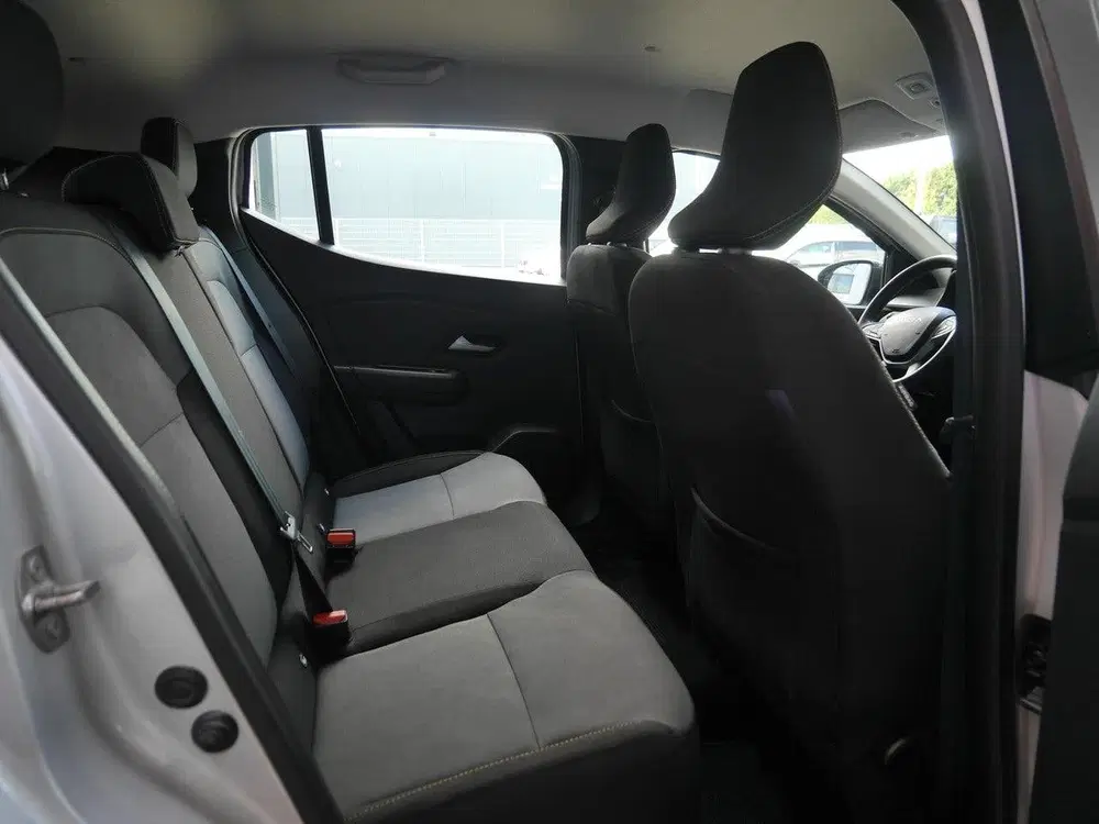 Dacia Sandero 1.0 TCe 90 Comfort uit 2024, foto 12