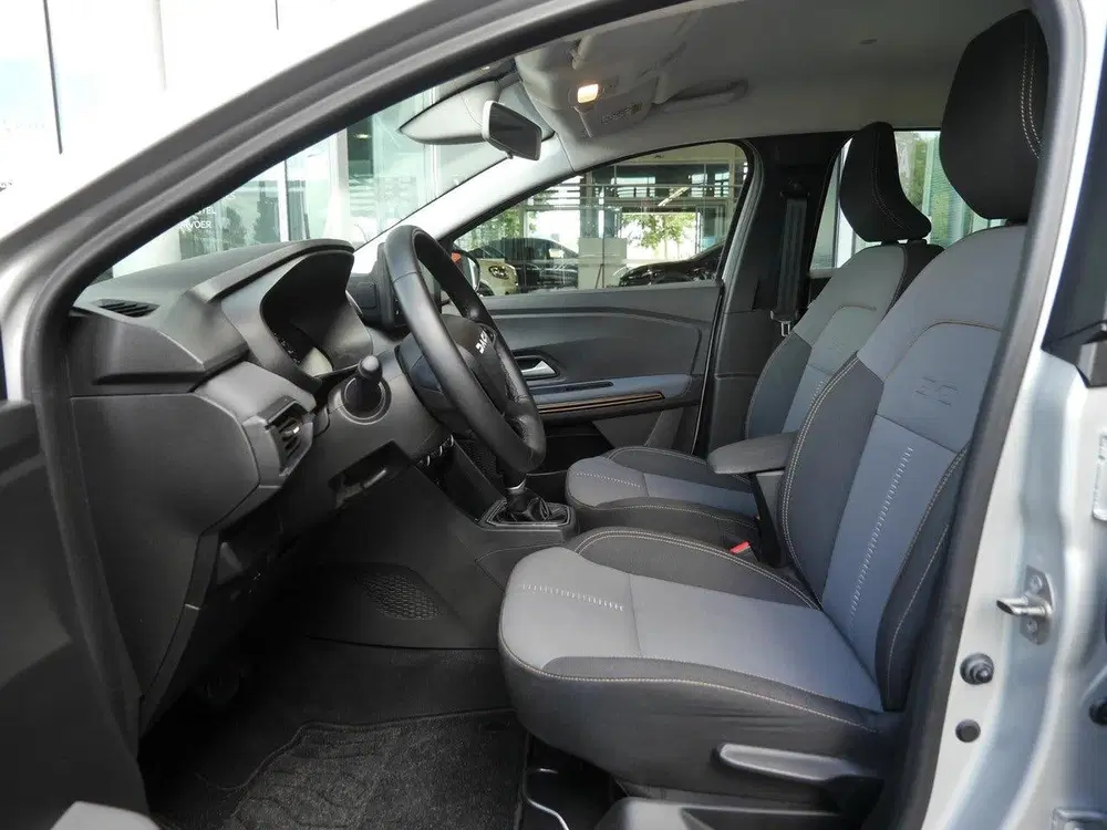 Dacia Sandero 1.0 TCe 90 Comfort uit 2024, foto 8