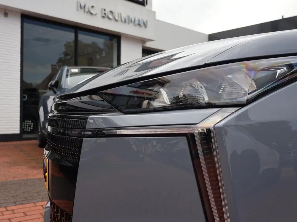DS Automobiles N°4 DS N°4 E-Tense EV 58 uit 2025, foto 14