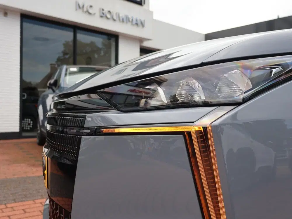 DS Automobiles N°4 DS N°4 E-Tense EV 58 uit 2025, foto 15