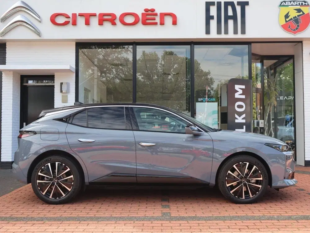 DS Automobiles N°4 DS N°4 E-Tense EV 58 uit 2025, foto 3