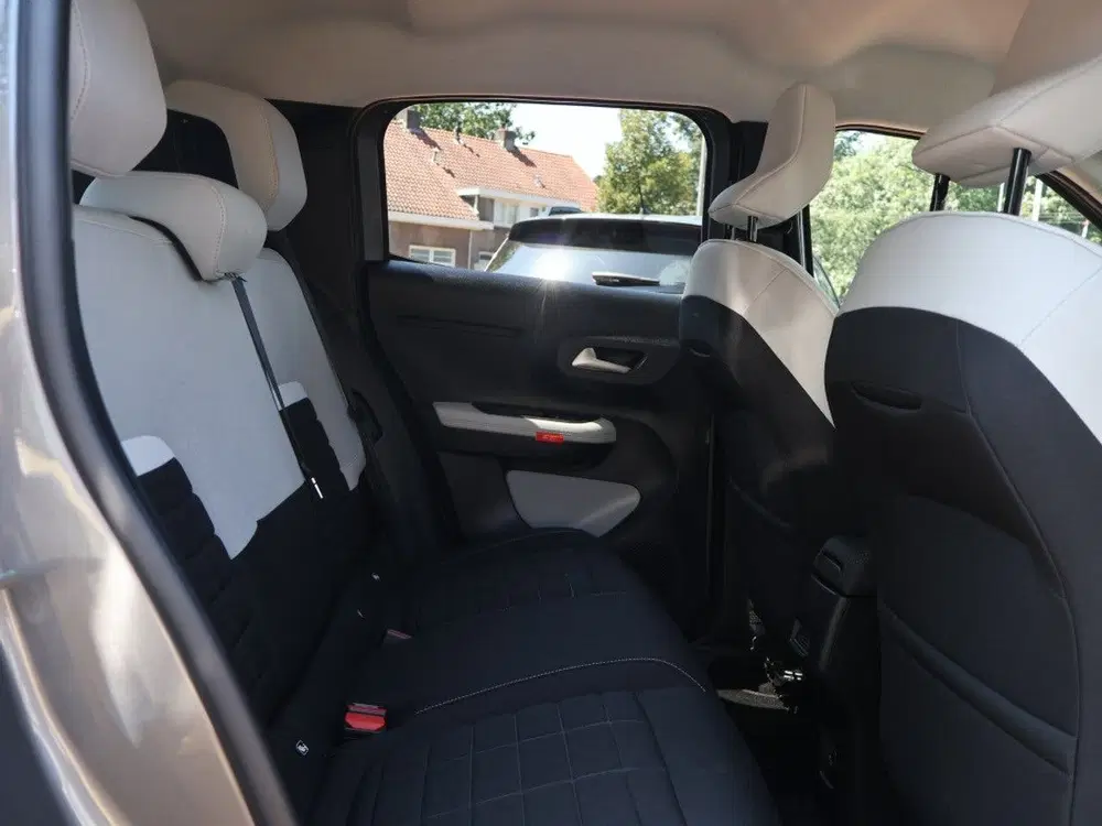 Citroën C3 ë-C3 EV 44kWh 113PK Comfort Range Automaat uit 2025, foto 8