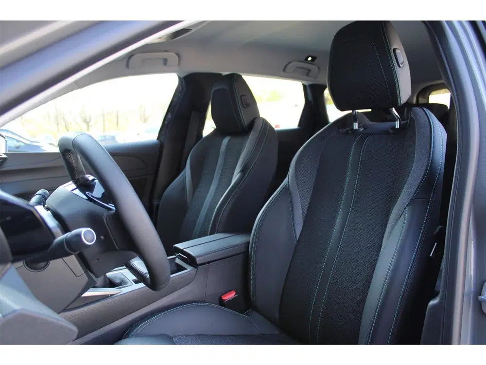 Peugeot 308 SW Active Pack Business 130pk I Navigatie uit 2025, foto 14