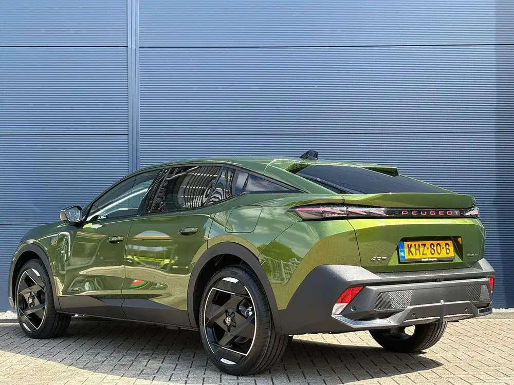 Peugeot 408 1.6 GT Exclusive Plug-In Hybrid 240 uit 2026, foto 7