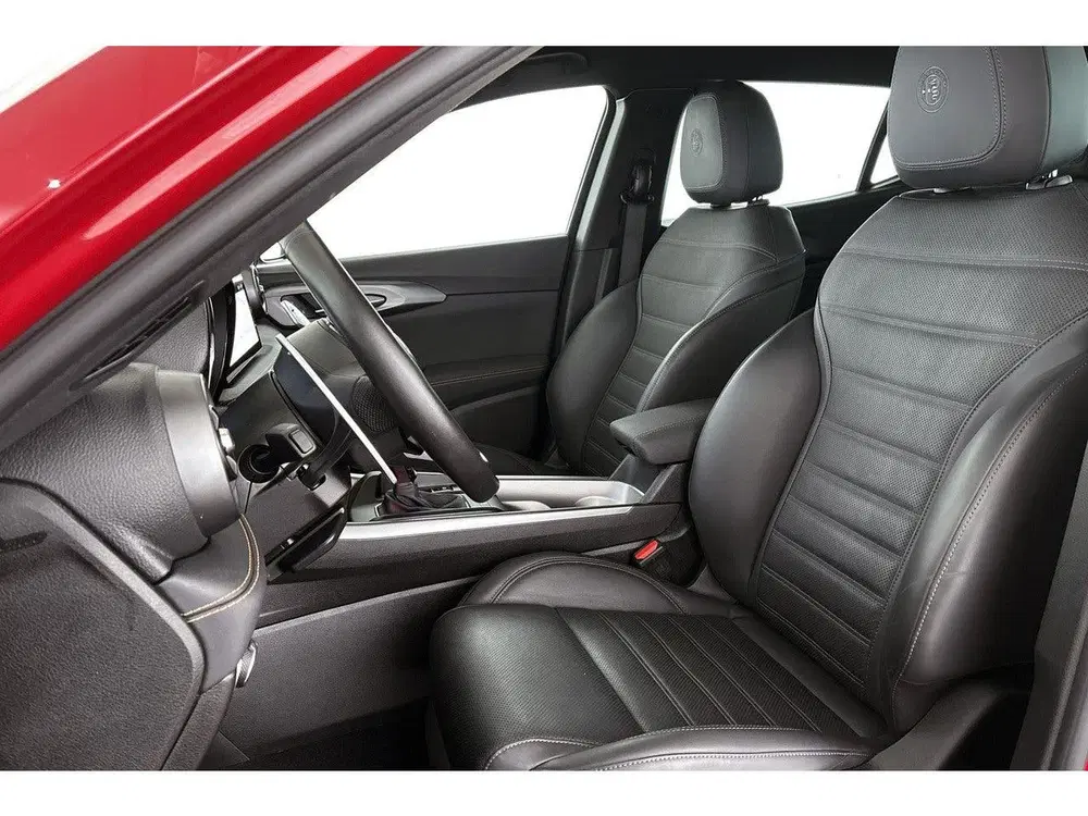 Alfa Romeo Tonale 1.3T PHEV Veloce Technologie Pakket Stoelv uit 2024, foto 6