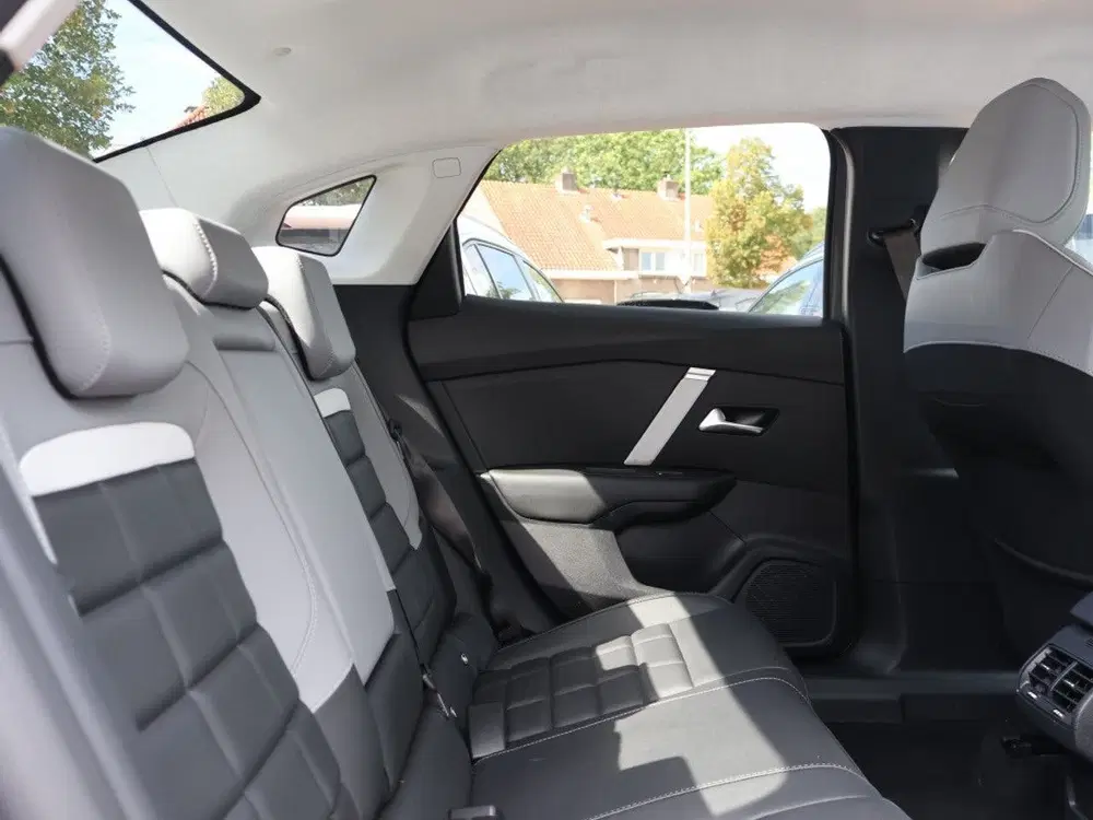 Citroën C4 Mild Hybride 145PK e-DCS6 Automaat Max uit 2026, foto 8