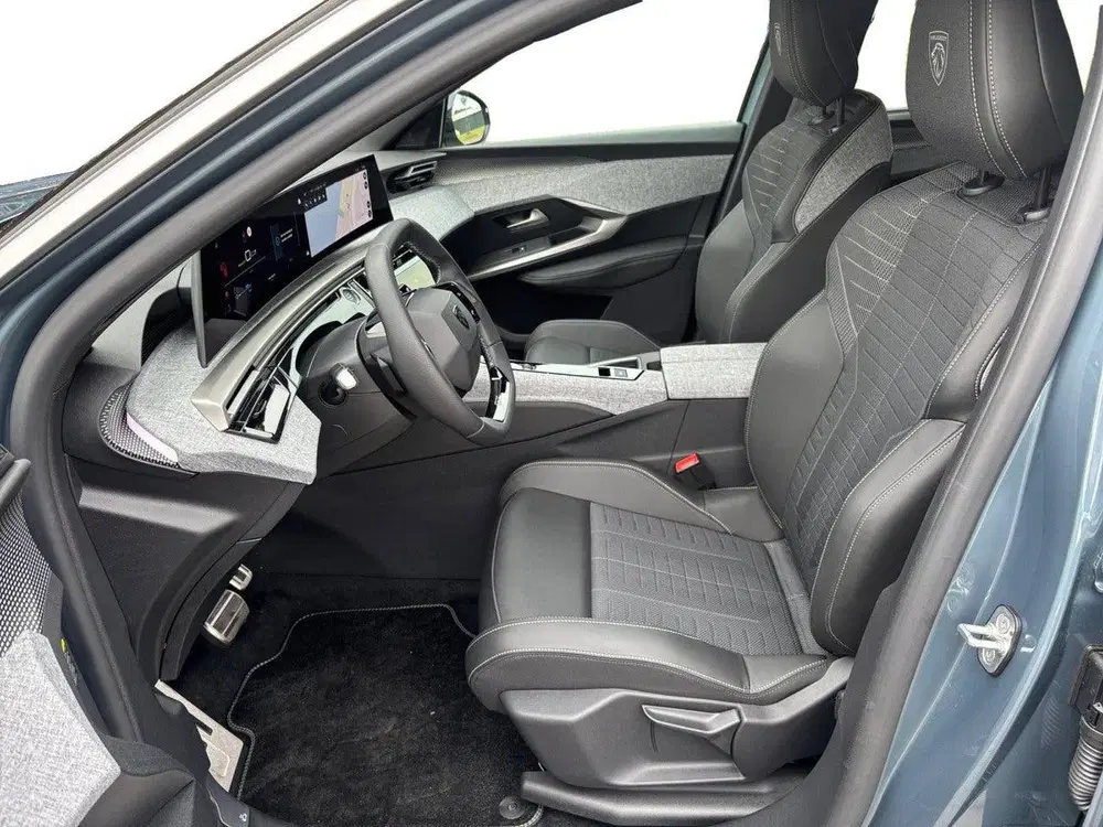 Peugeot 5008 GT EV 97kWh 230pk uit 2026, foto 10