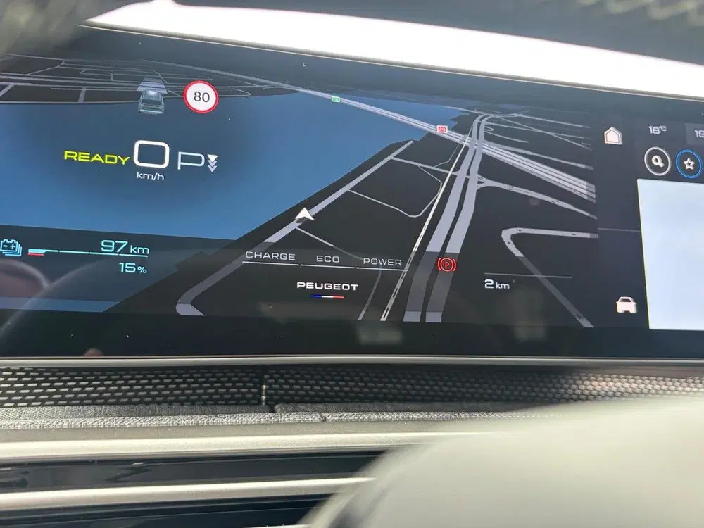 Peugeot 5008 GT EV 97kWh 230pk uit 2026, foto 15
