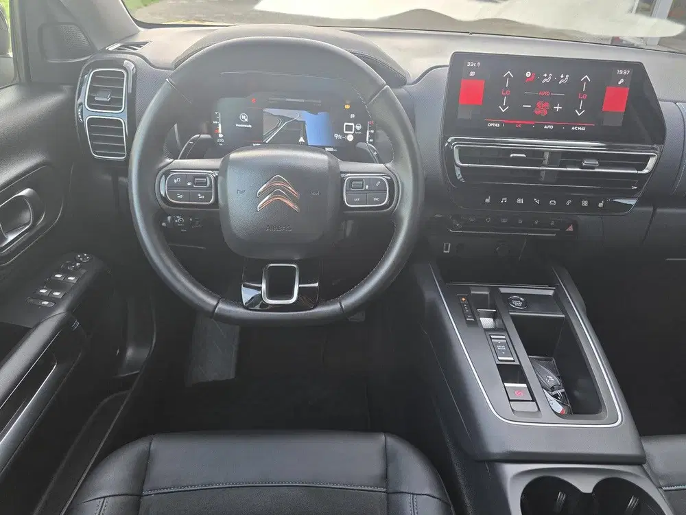 Citroën C5 Aircross Max Shine 1.2 Hybrid 145pk e-DSC6 uit 2025, foto 15
