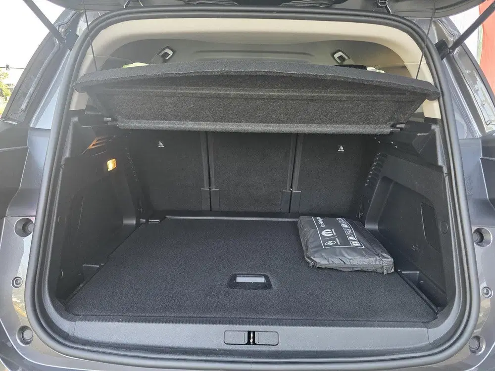 Citroën C5 Aircross Max Shine 1.2 Hybrid 145pk e-DSC6 uit 2025, foto 9
