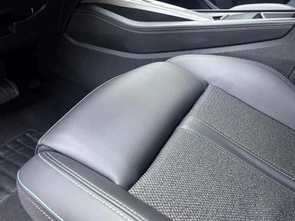 Peugeot 308 Allure Pack Business 1.2 Turbo 130pk EAT8 uit 2024, foto 14