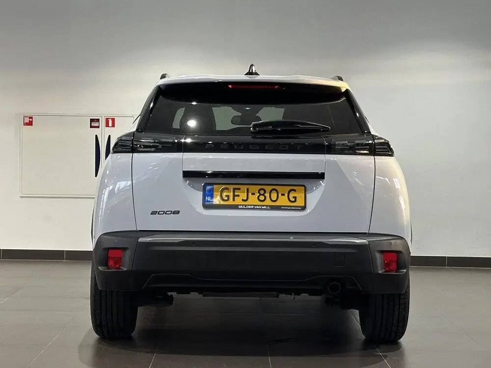 Peugeot 2008 Allure 1.2 Turbo 100pk uit 2024, foto 6