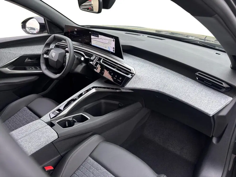 Peugeot 3008 1.6 HYbrid PHEV 225pk e-DCS7 Allure uit 2026, foto 10