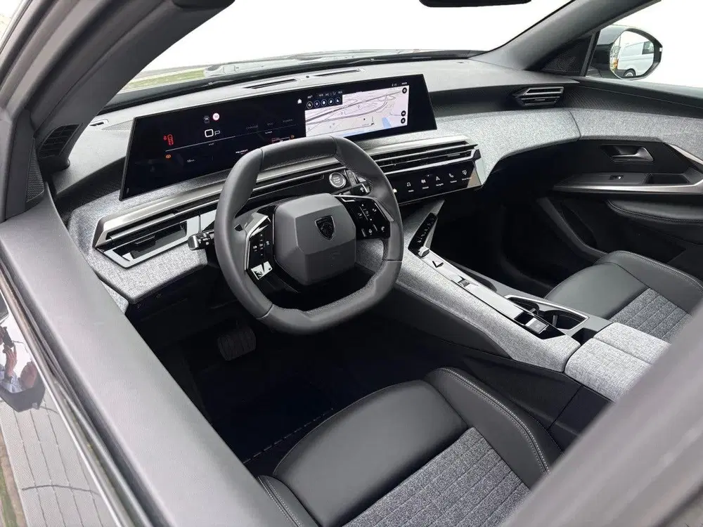 Peugeot 3008 1.6 HYbrid PHEV 225pk e-DCS7 Allure uit 2026, foto 11