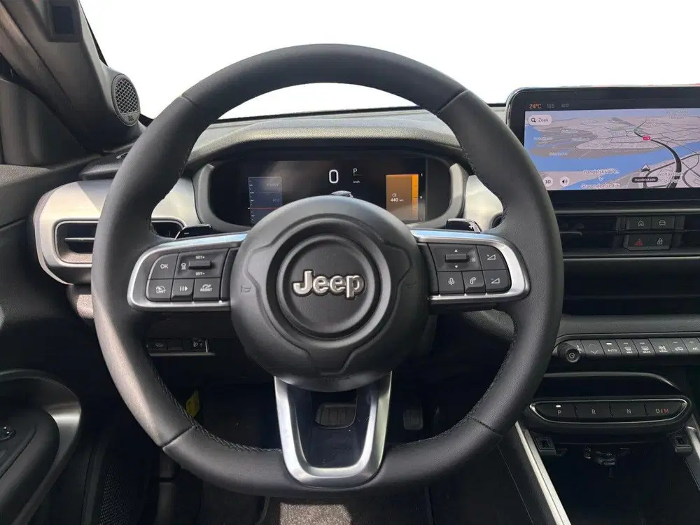Jeep Avenger Summit 1.2 e-Hybrid 100pk uit 2026, foto 13