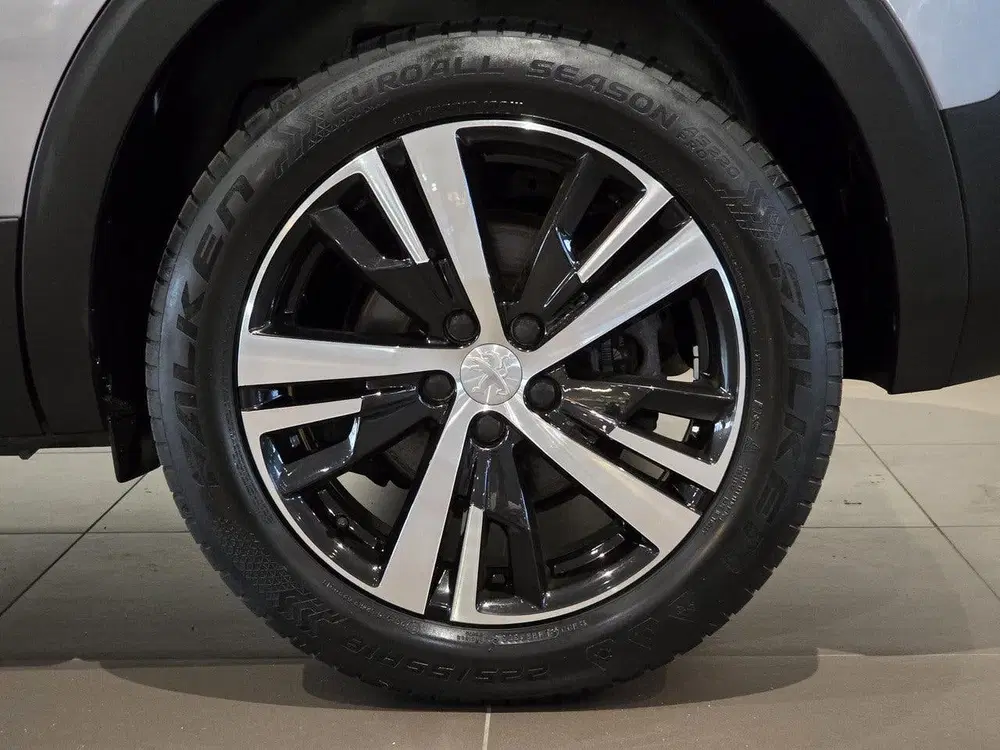 Peugeot 5008 GT 1.2 Turbo 130pk EAT8 uit 2023, foto 9