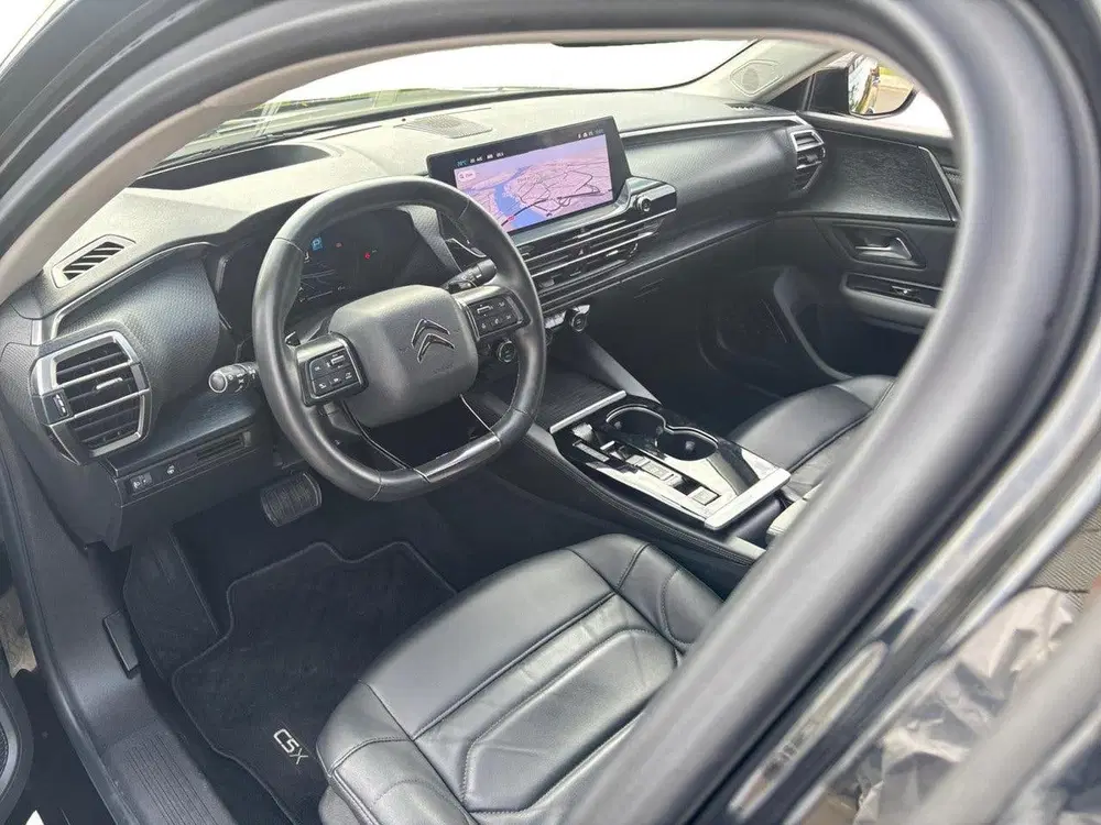 Citroën C5 X Shine Business Plus 1.2 Turbo 130pk EAT8 uit 2022, foto 9