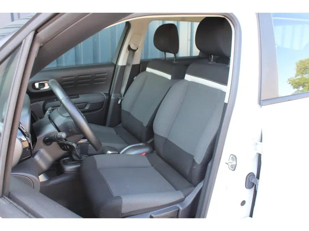 Citroën C3 Aircross 1.2 PureTech S&S Feel Navigatie uit 2019, foto 11