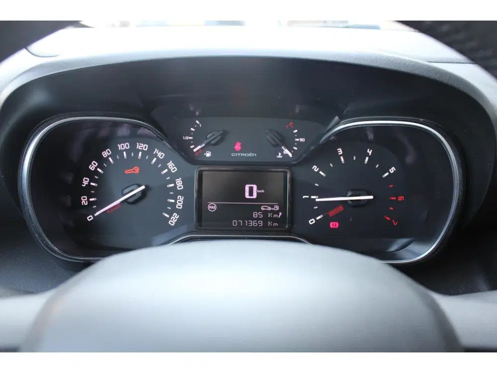 Citroën C3 Aircross 1.2 PureTech S&S Feel Navigatie uit 2019, foto 6