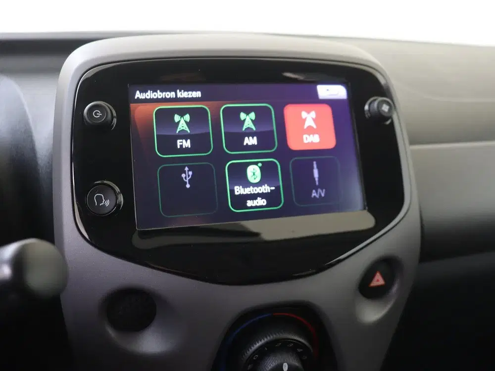 Peugeot 108 1.0 e-VTi Active Airco uit 2021, foto 15