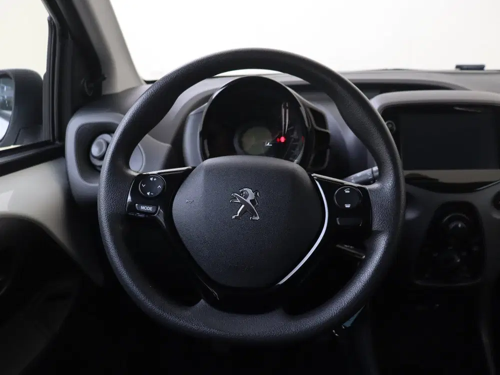 Peugeot 108 1.0 e-VTi Active Airco uit 2021, foto 6