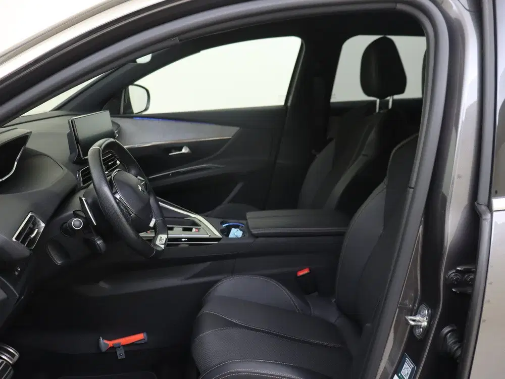 Peugeot 3008 1.2 Hybrid 136PK GT Camera uit 2024, foto 10