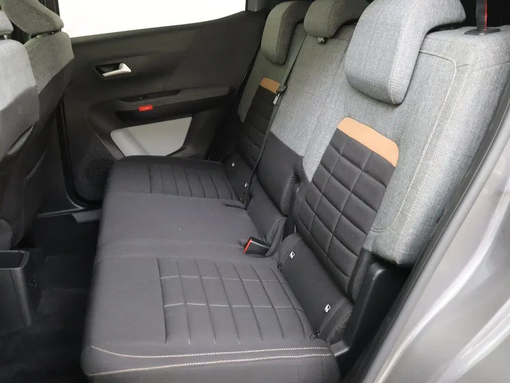 Citroën C3 Aircross 1.2 Turbo 100pk Plus 7p. Camera uit 2025, foto 13