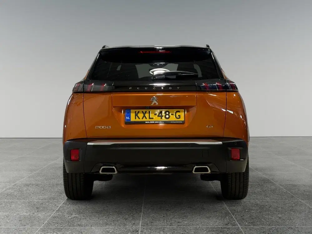 Peugeot 2008 GT Pack 1.2 Turbo 130pk uit 2021, foto 6