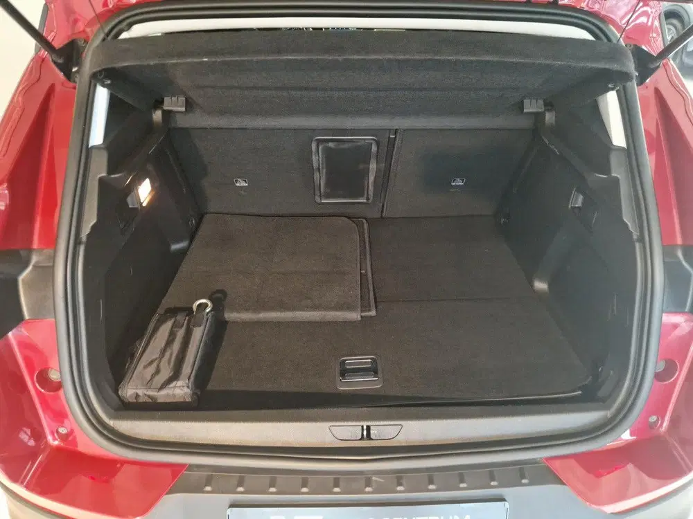 Opel Grandland 1.6 Turbo Plug-In Hybrid Business Elegance uit 2021, foto 11