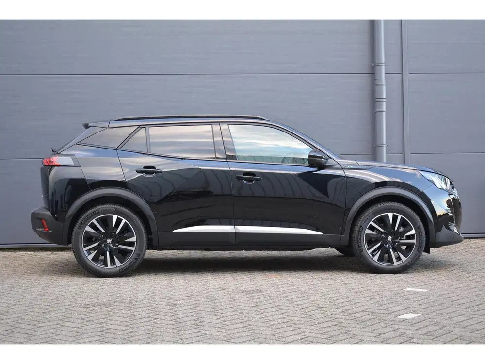 Peugeot 2008 EV GT 50 kWh 136pk uit 2023, foto 4