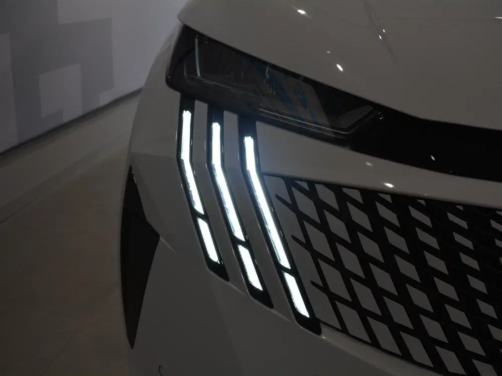 Peugeot 3008 Allure Avantage 210 73 kWh uit 2026, foto 14