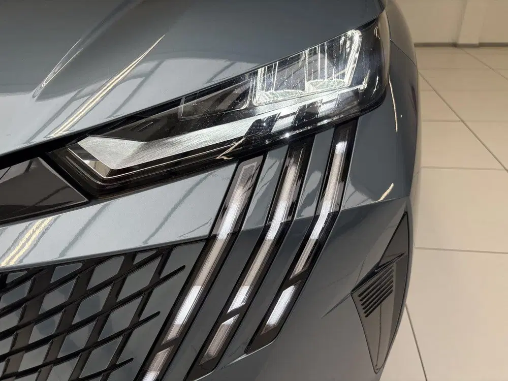 Peugeot 5008 Allure Avantage 73 kWh 7p uit 2026, foto 9