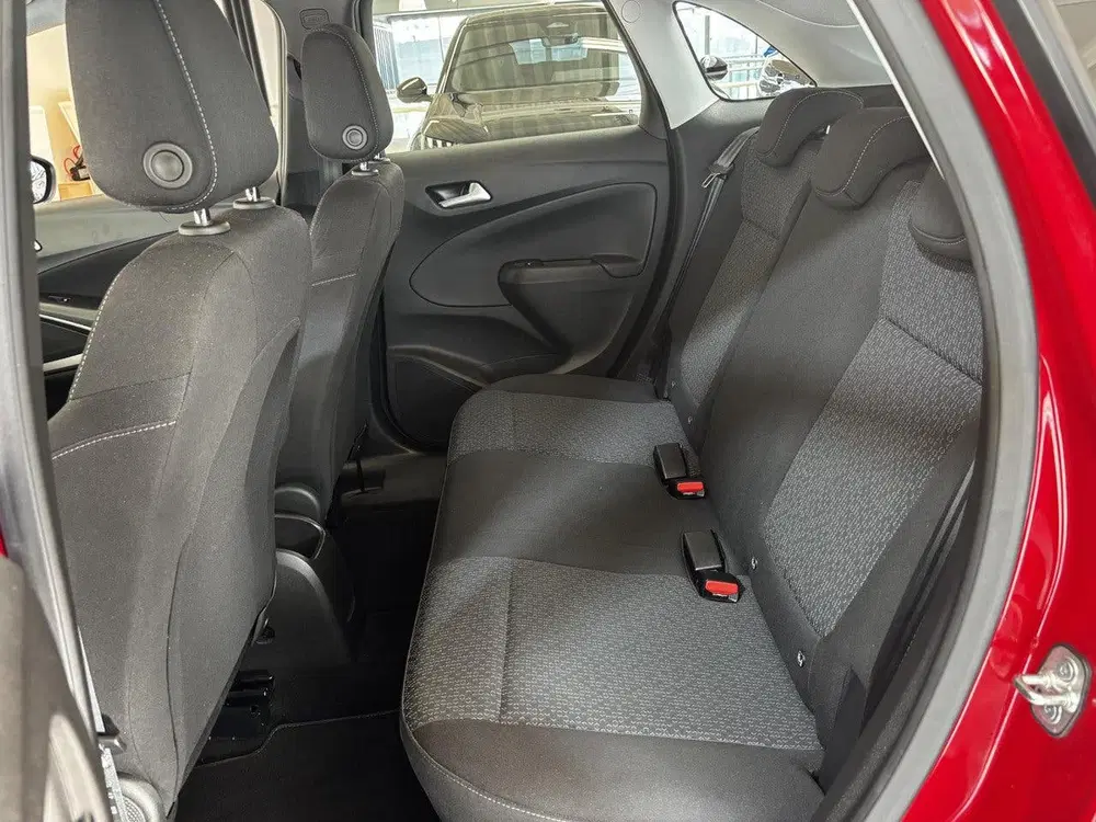 Opel Crossland 1.2 Turbo Elegance uit 2022, foto 11