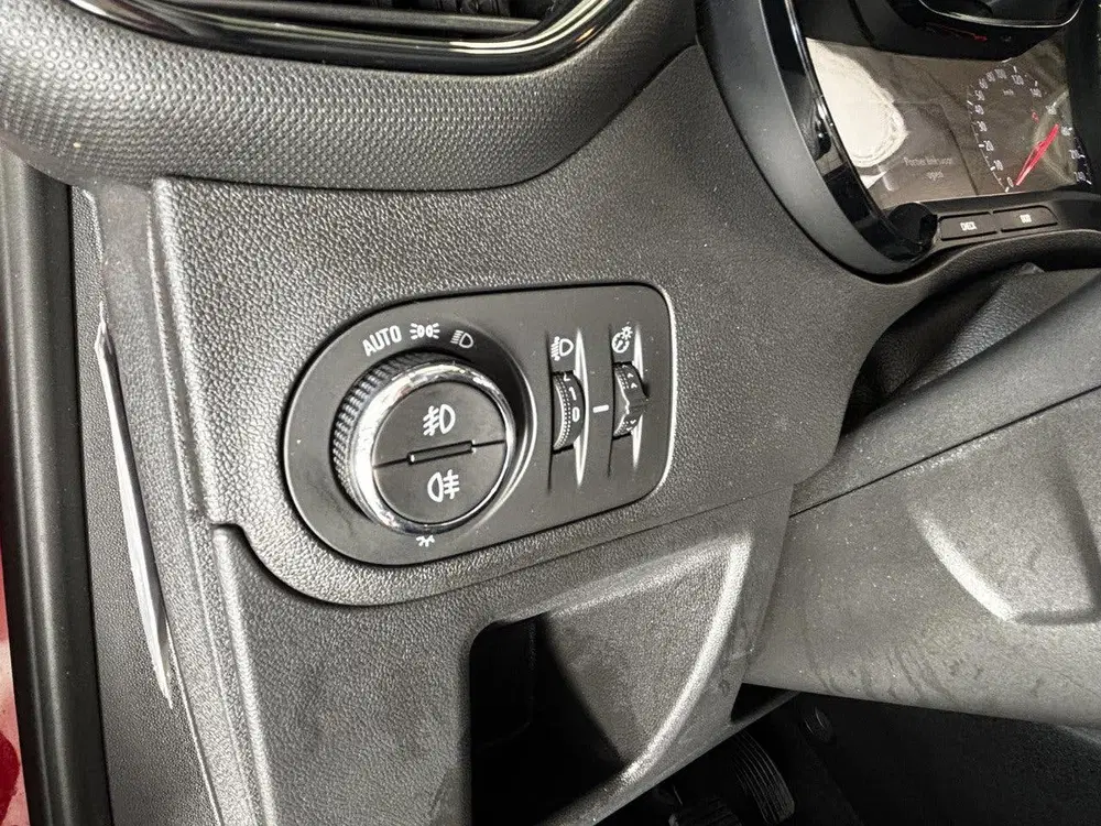 Opel Crossland 1.2 Turbo Elegance uit 2022, foto 14
