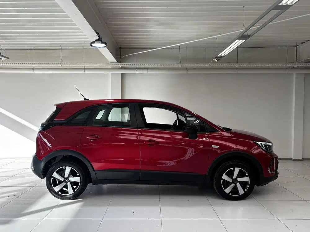 Opel Crossland 1.2 Turbo Elegance uit 2022, foto 2