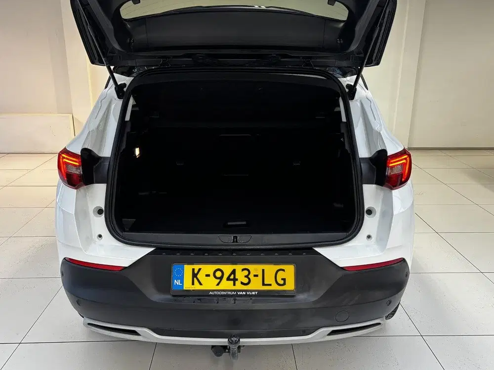 Opel Grandland 1.2 Turbo Business Elegance uit 2021, foto 8