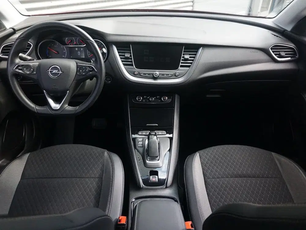 Opel Grandland 1.6 Turbo Hybrid Business Edition uit 2021, foto 8