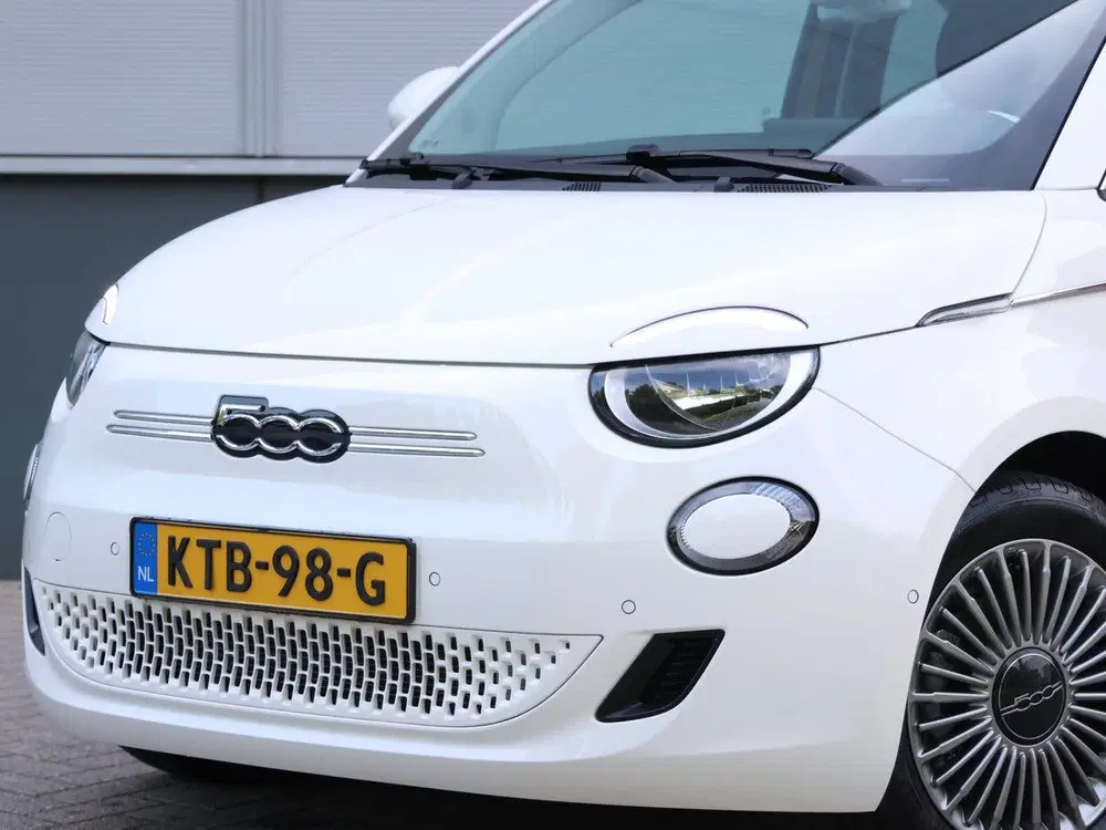 Fiat 500e Icon 42 kWh 118pk uit 2023, foto 6