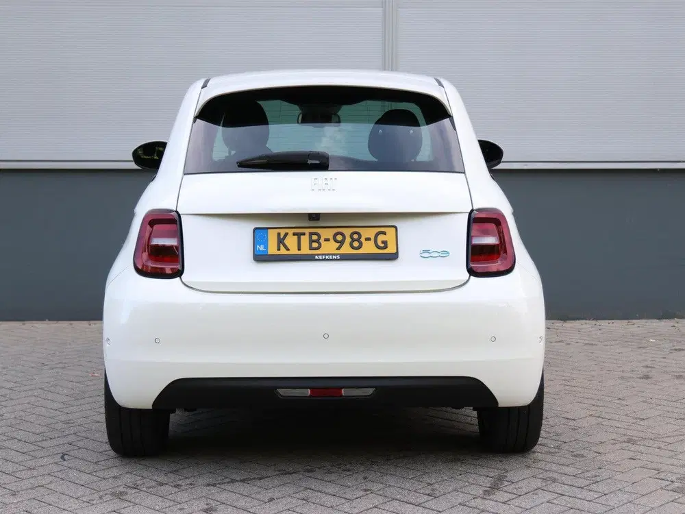 Fiat 500e Icon 42 kWh 118pk uit 2023, foto 8
