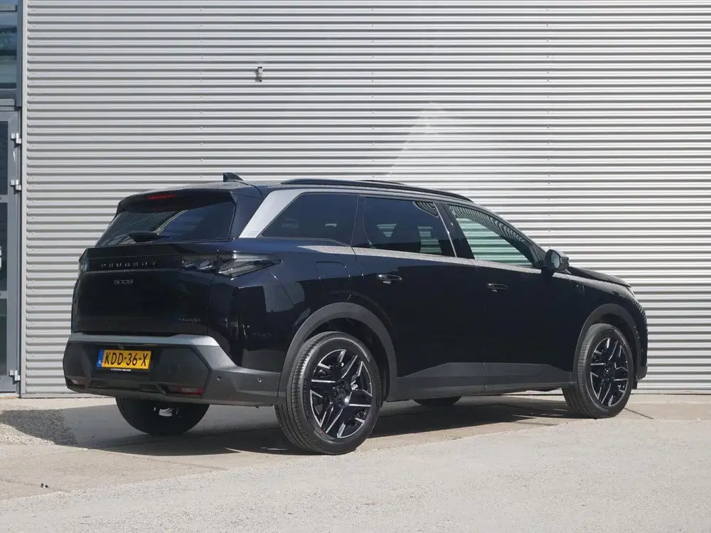 Peugeot 5008 1.2 Hybrid 145 GT Exclusive 7p Panoramadak uit 2026, foto 2